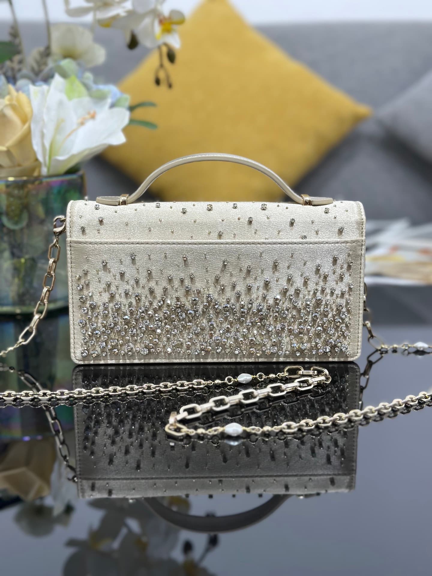 2026 Miss Dior Mini Chain Bag M0984 Size:21*11.5*4.5 cm