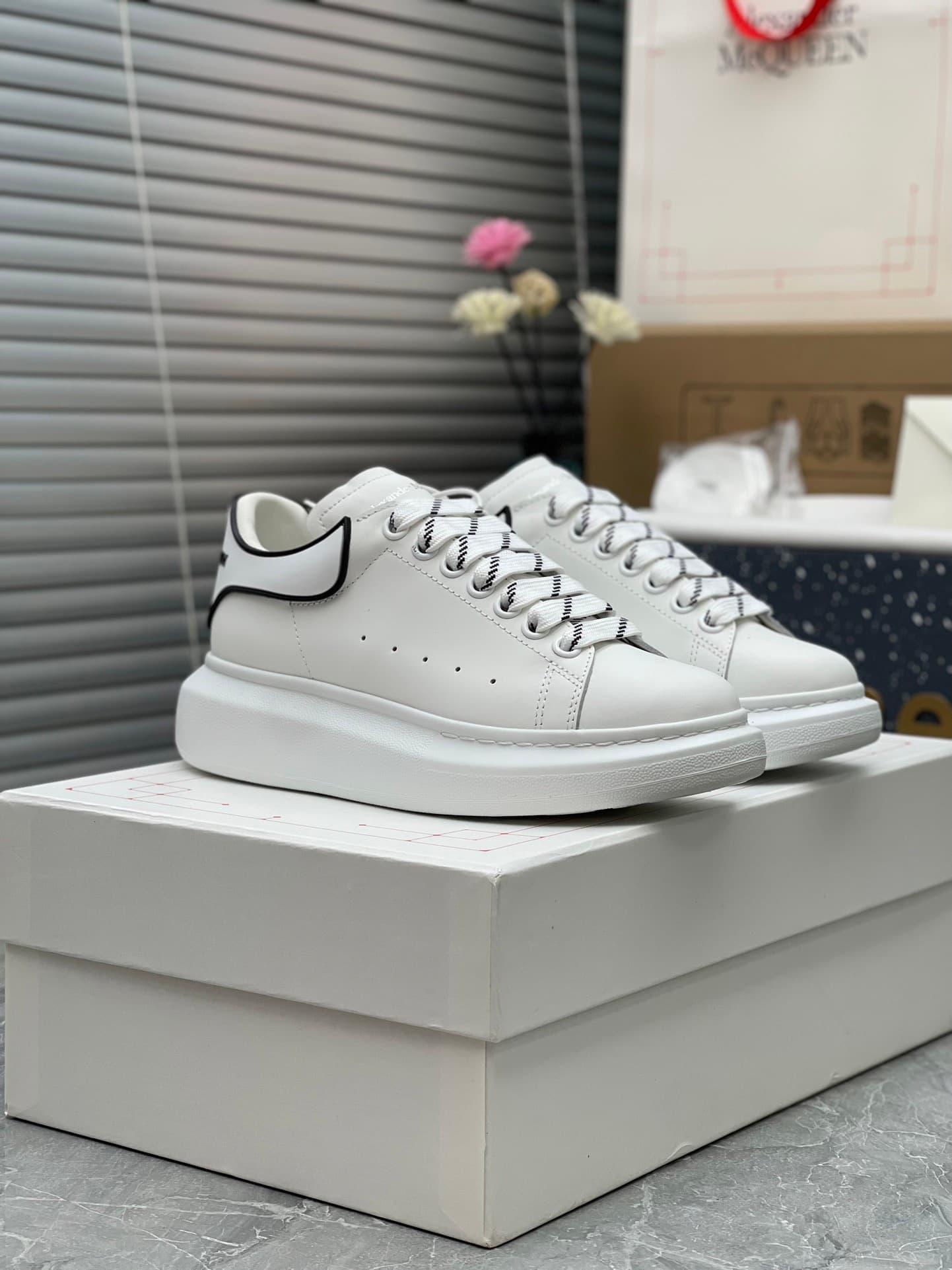 2026 Alexander McQueen Men and Women Shoes