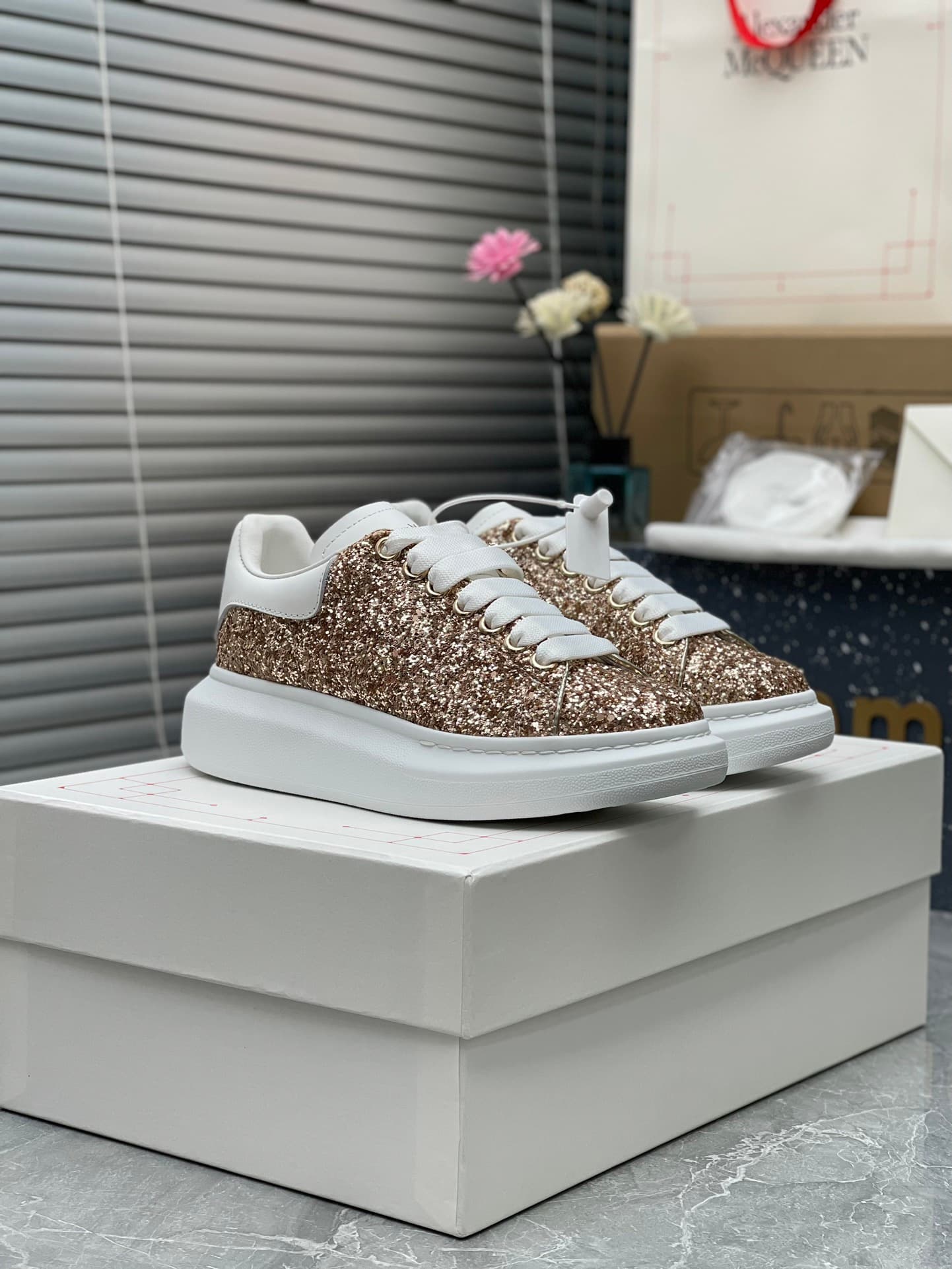 2026 Alexander McQueen Men and Women Shoes