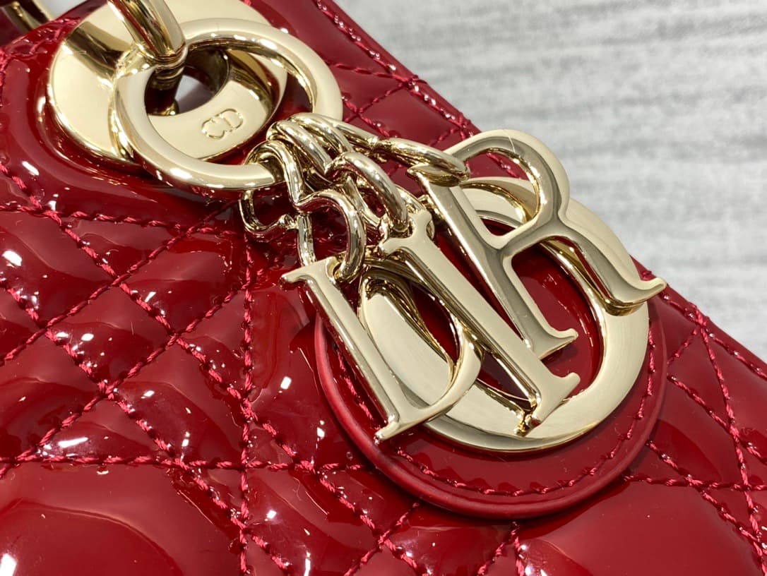 2026 Lady Dior Handbag Size:17*7*15 cm