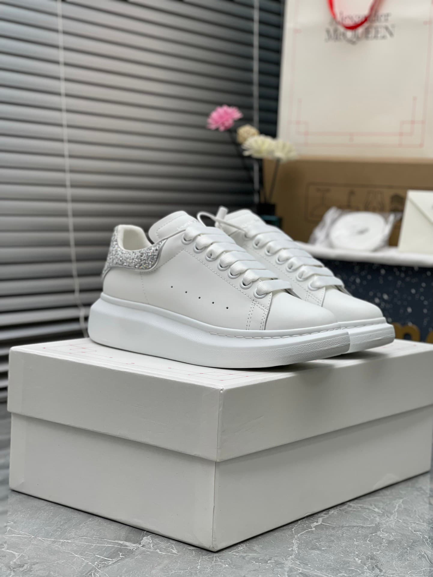 2026 Alexander McQueen Men and Women Shoes