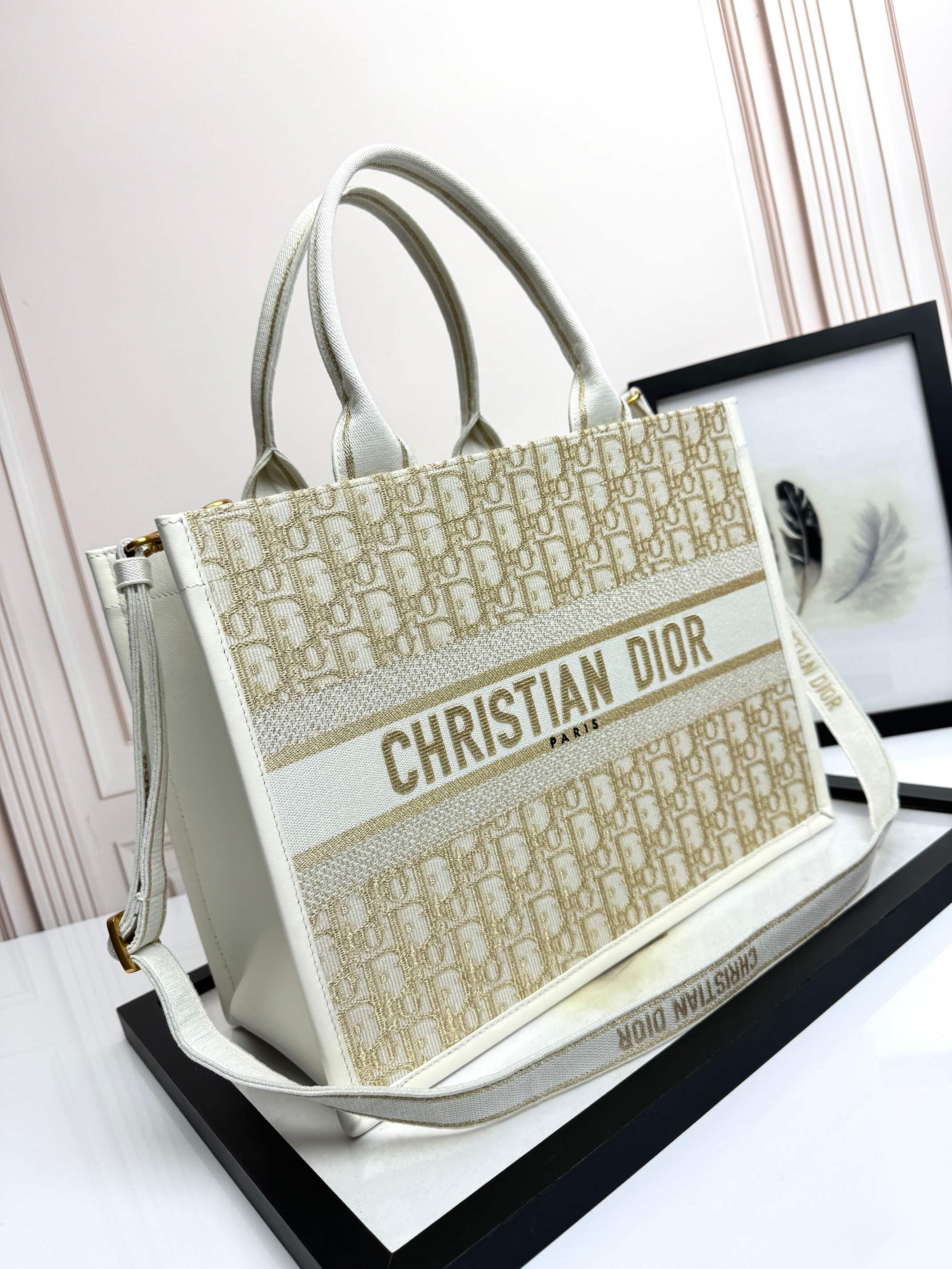 2026 Dior Book Tote Bag Size:36.5*28*17.5 cm