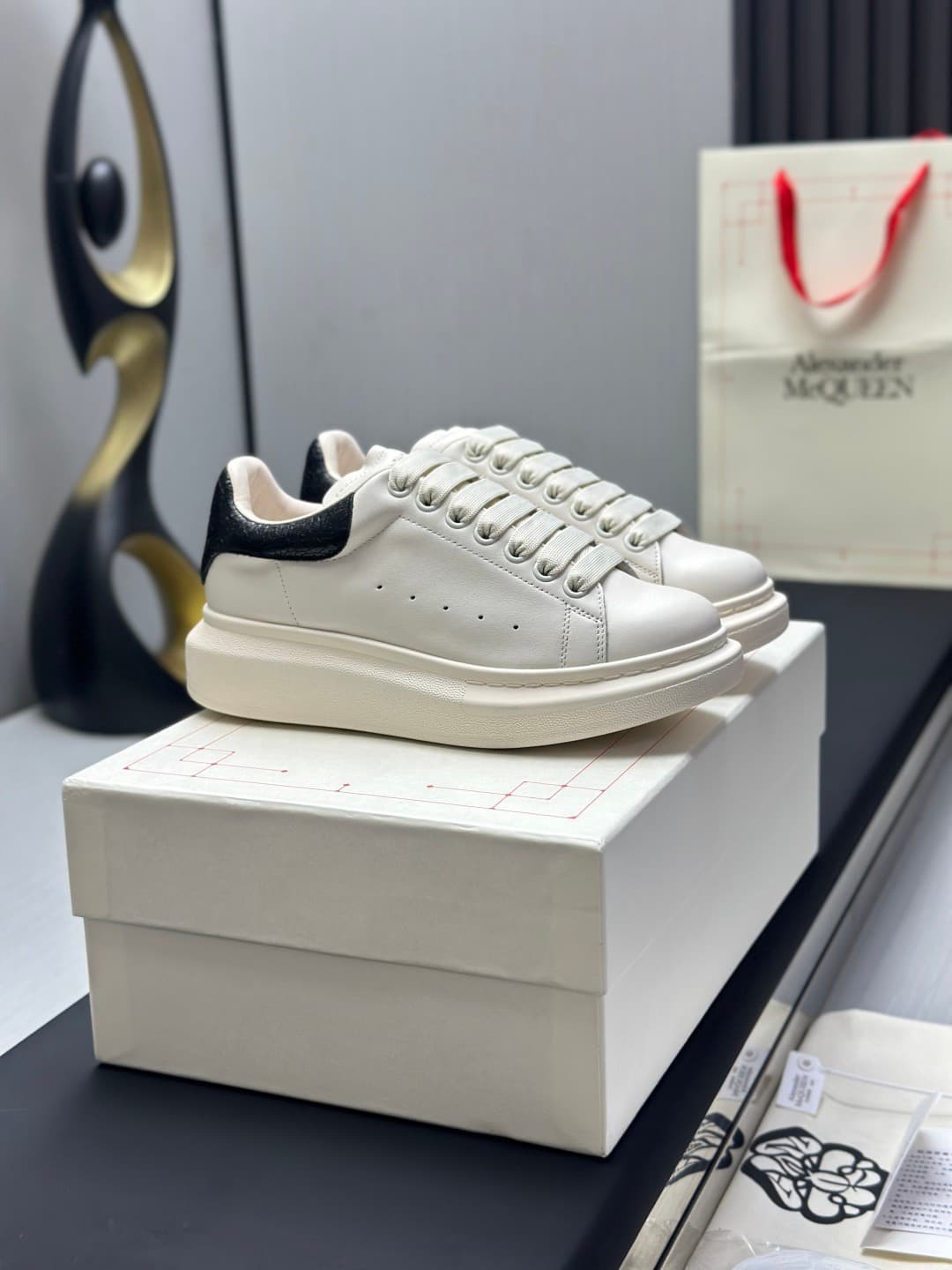 2026 Alexander McQueen Men and Women Shoes
