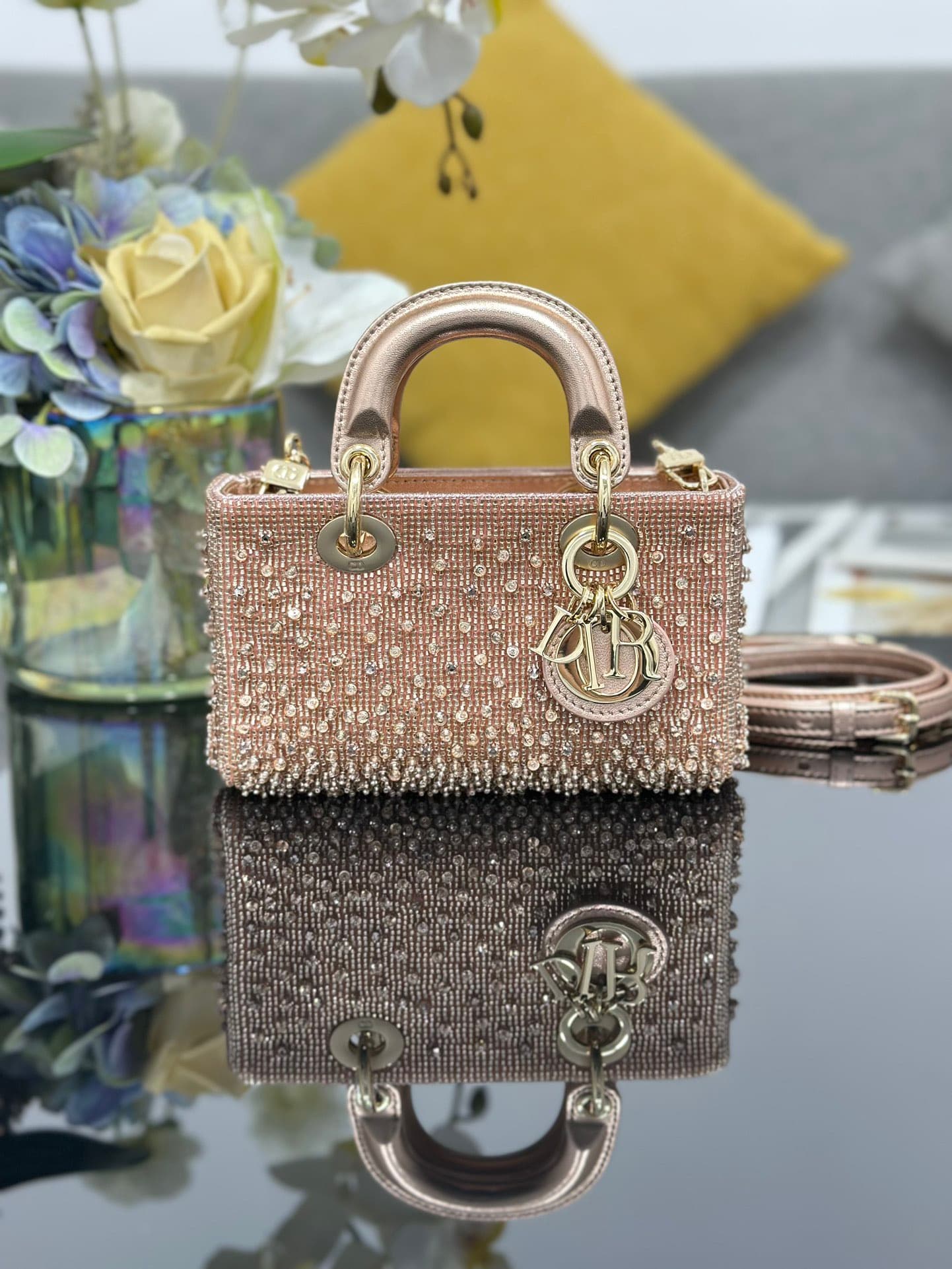 2026 Lady D-Joy Mini Handbag Size:16*9*5 cm