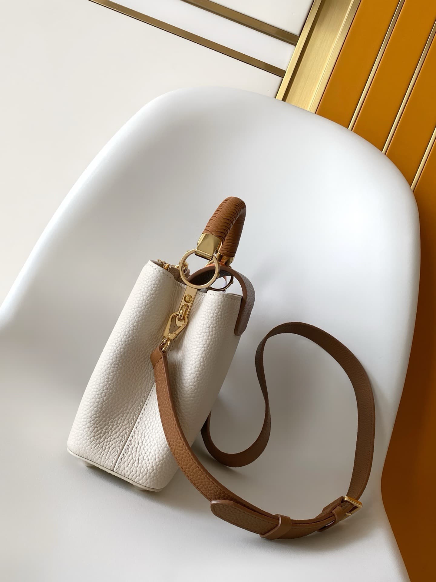 2026 LV Crafty Hand Bag M25466 Size:27*17.3*9 cm