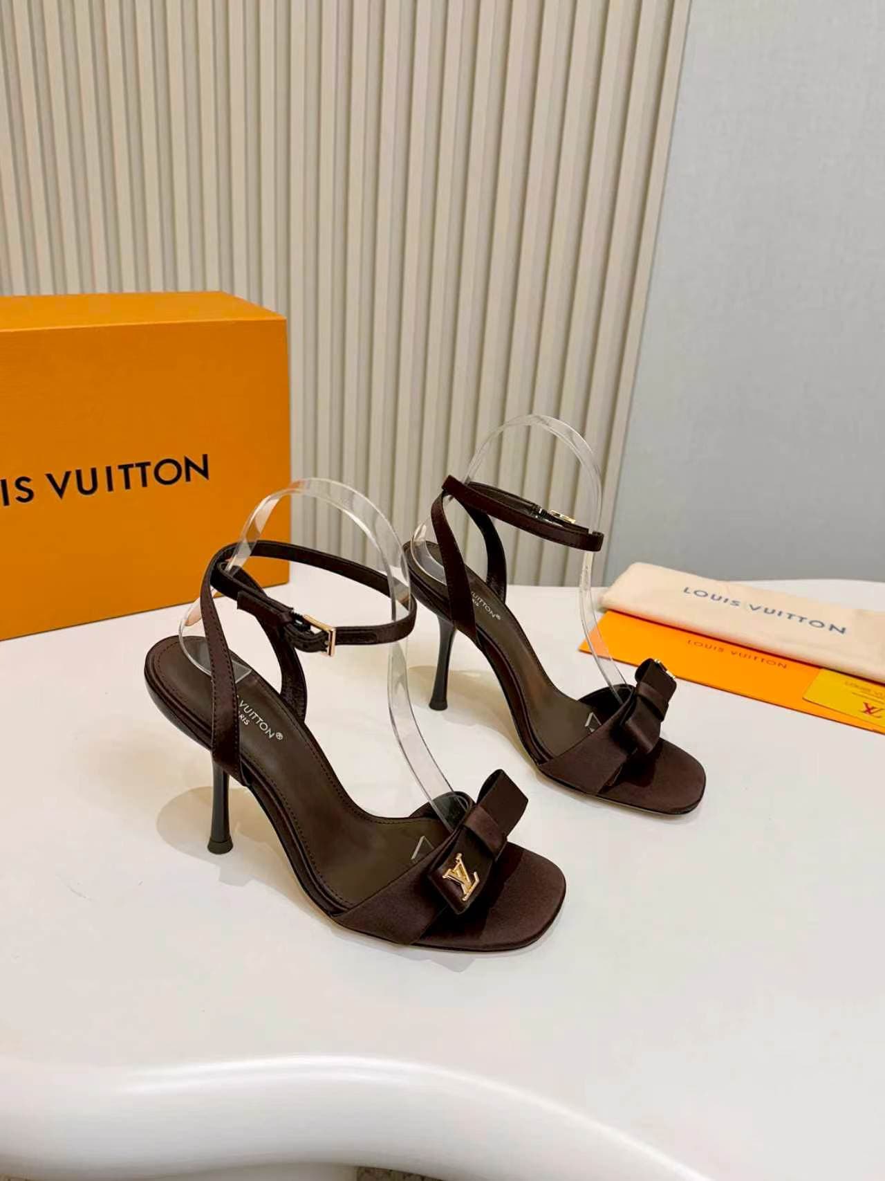 2026 LV High Heels