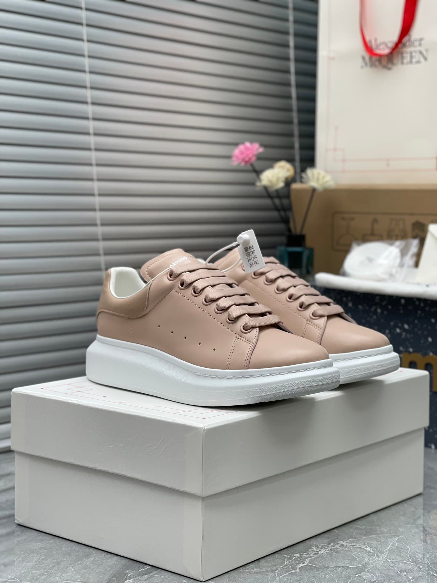 2026 Alexander McQueen Men and Women Shoes