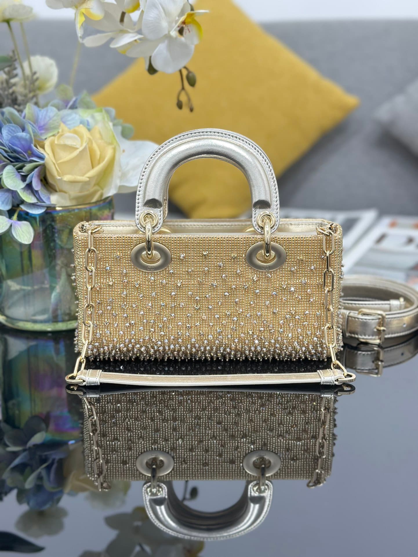 2026 Lady D-Joy Handbag Size:22*12*6 cm