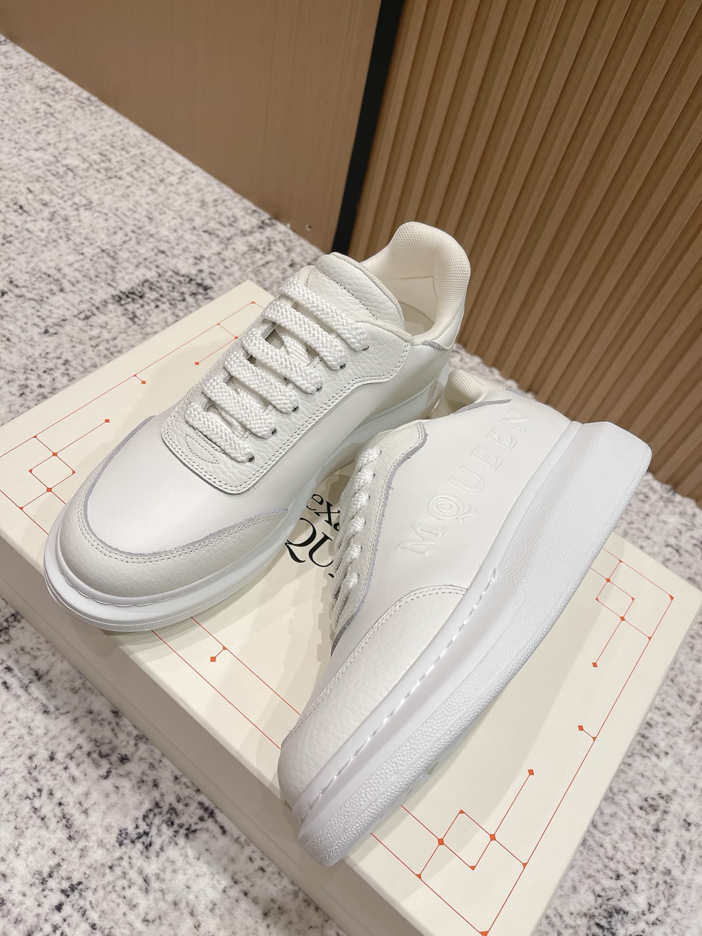 2026 Alexander McQueen Men and Women Shoes