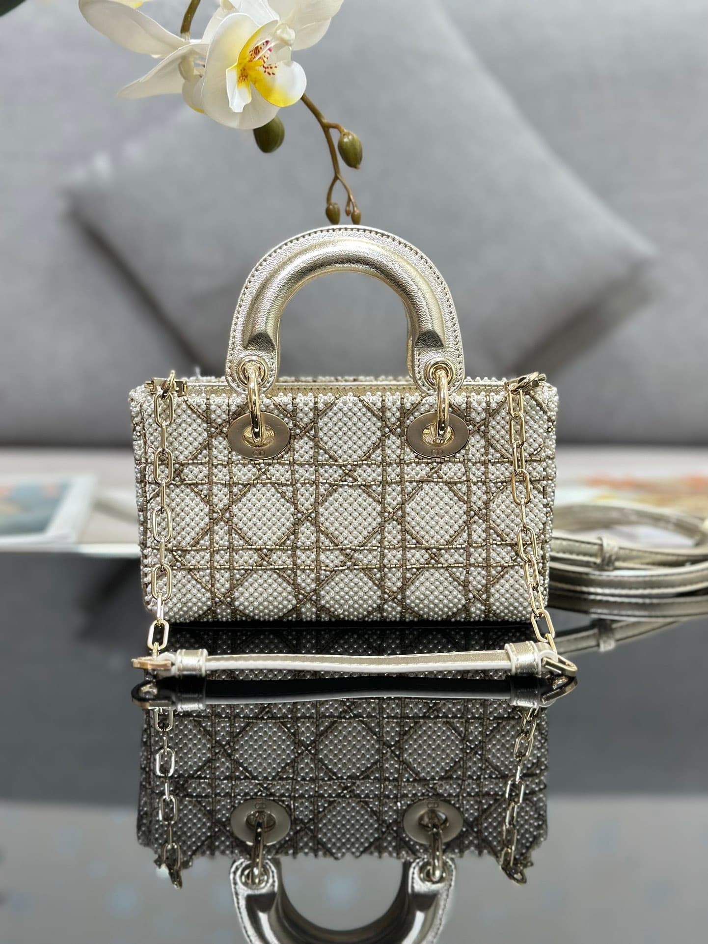 2026 Lady D-Joy Mini Handbag Size:16*9*5 cm