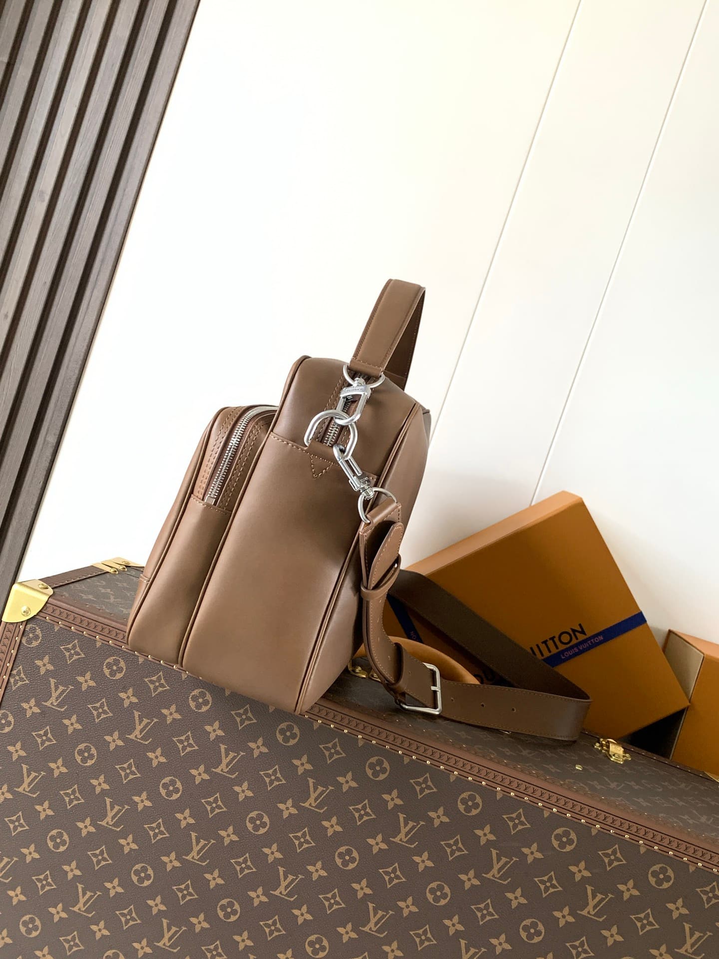 2026 LV Blasom Handbag M27999 Size:37*26*19 cm