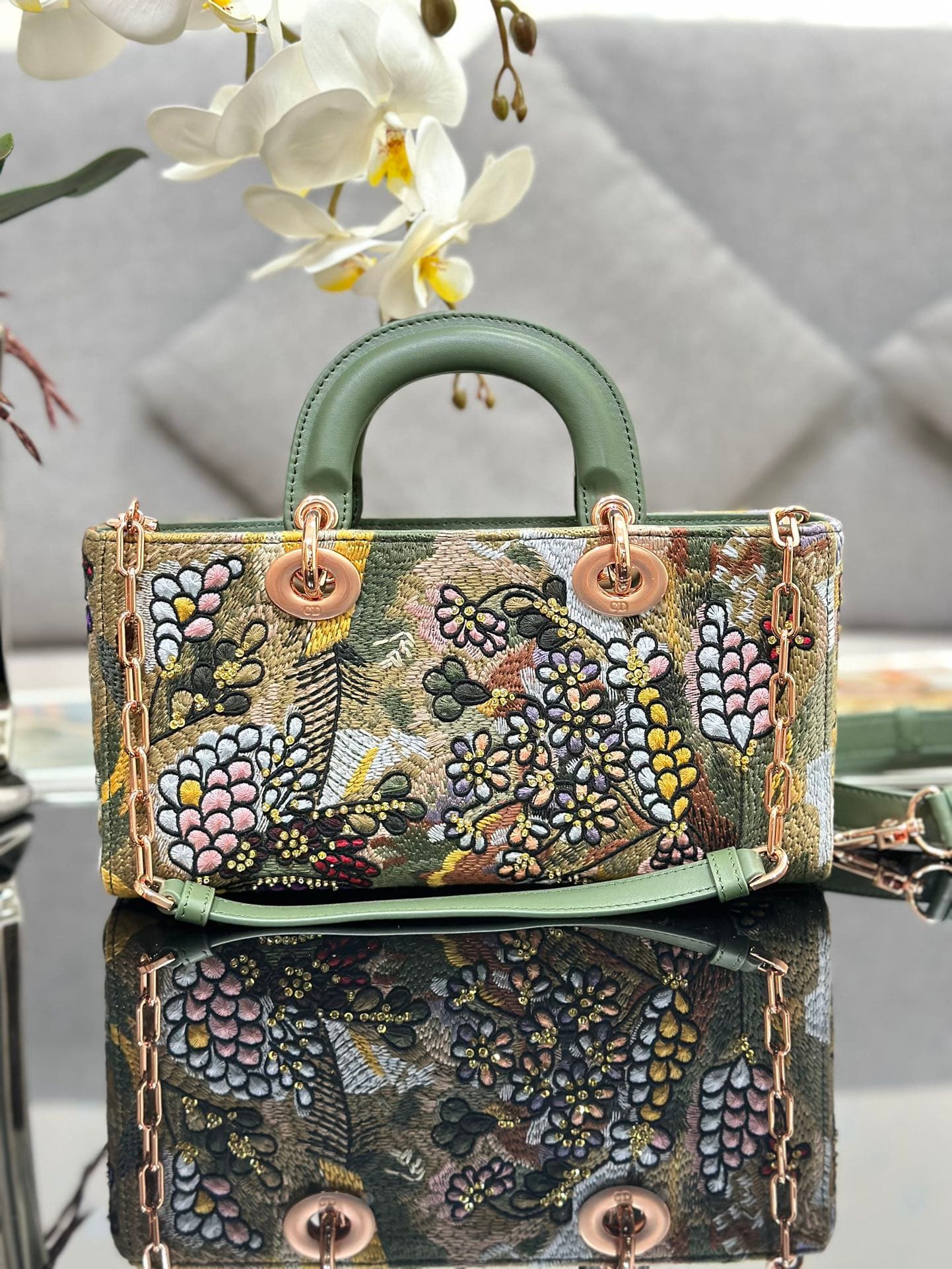 2026 Lady D-Joy Handbag Size:26*13.5*5 cm