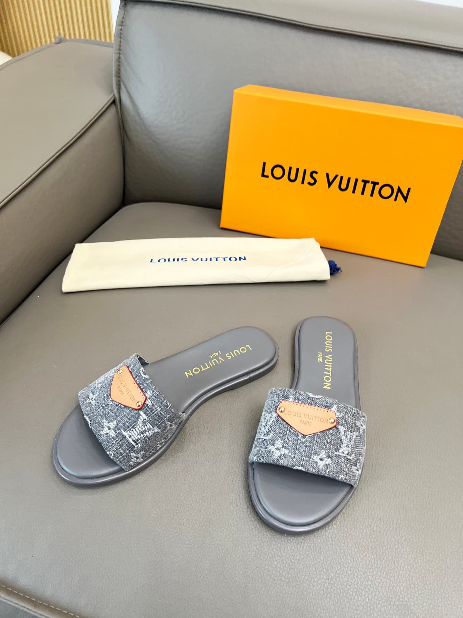 2026 LV Women Slippers