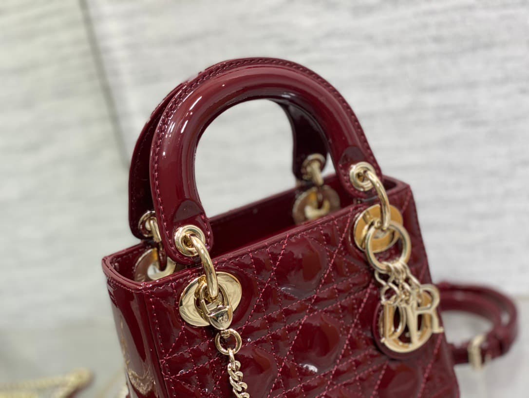 2026 Lady Dior Handbag Size:17*7*15 cm