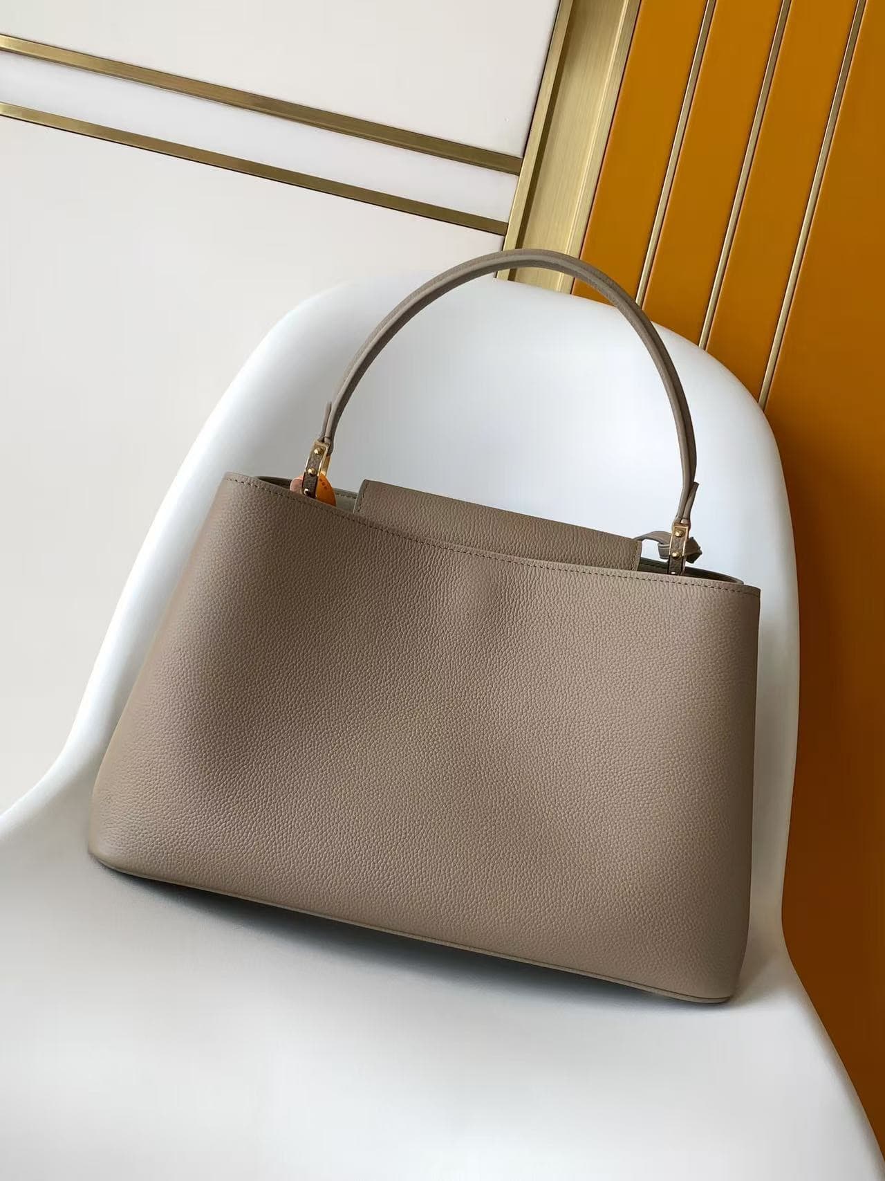 2026 LV Capucines Souple Handbag M26260 Size:38*23*16 cm