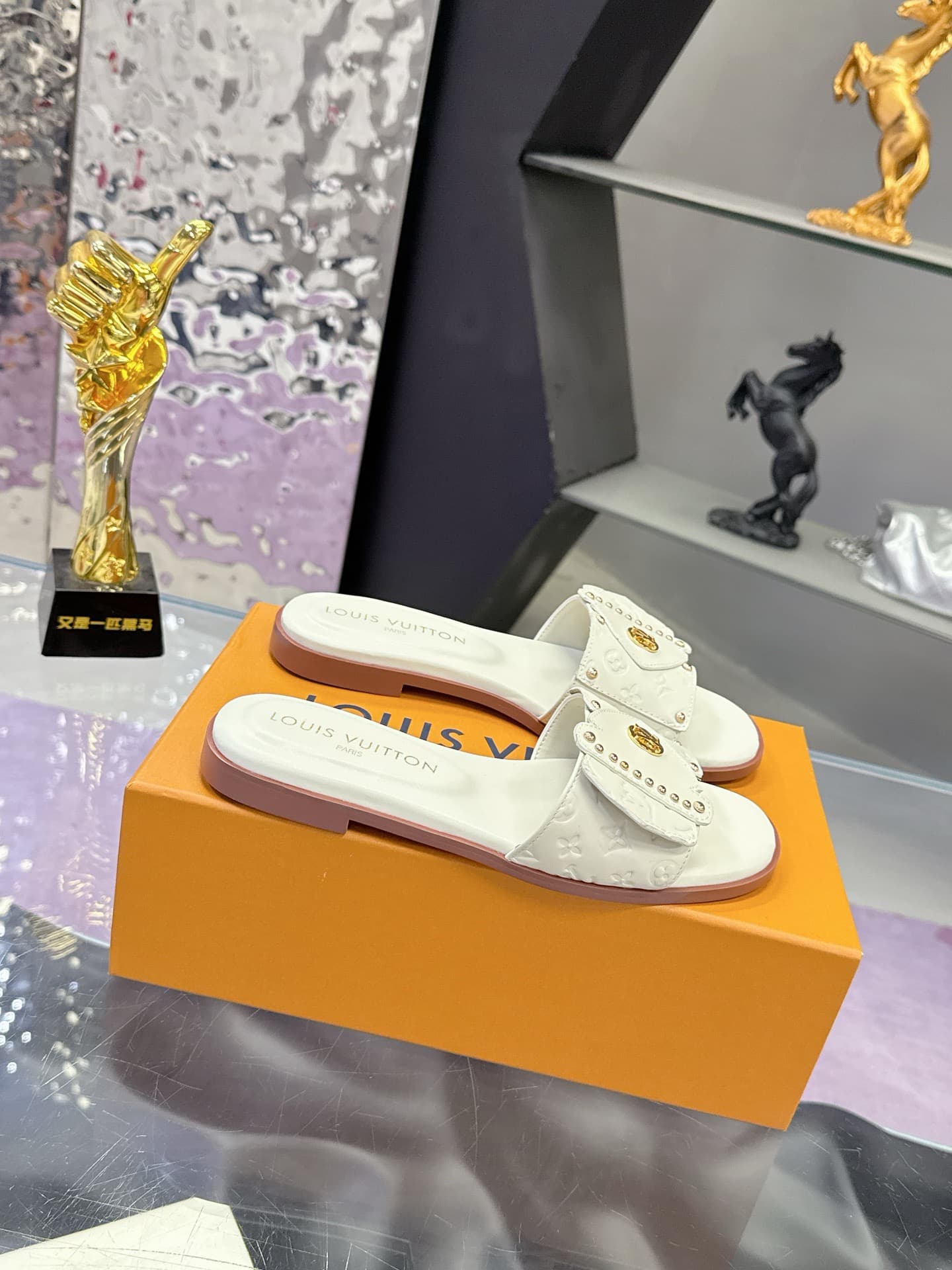 2026 LV Women Slippers