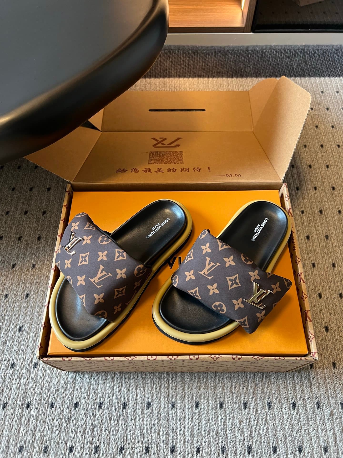 2026 LV Women Slippers