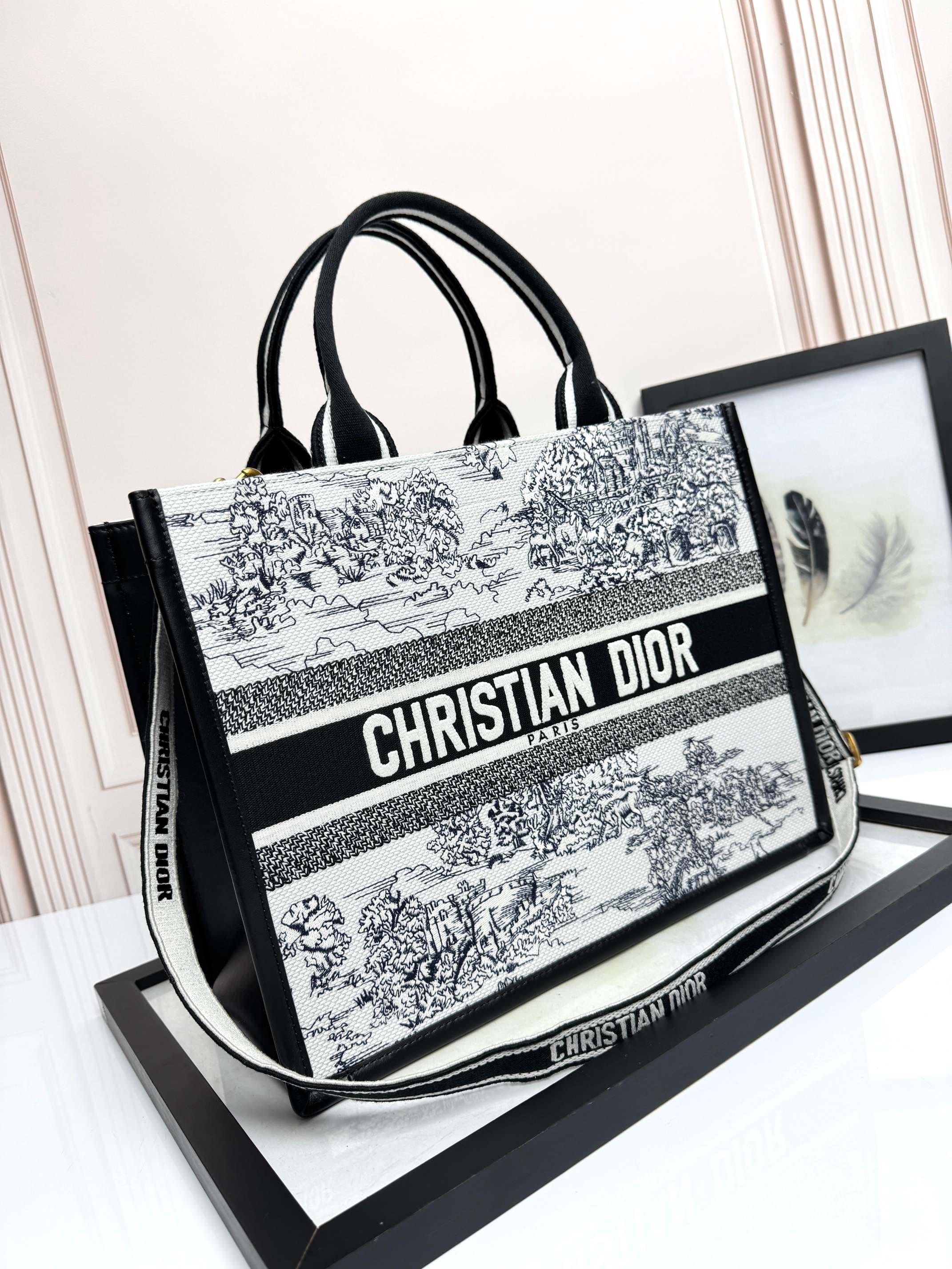 2026 Dior Book Tote Bag Size:36.5*28*17.5 cm