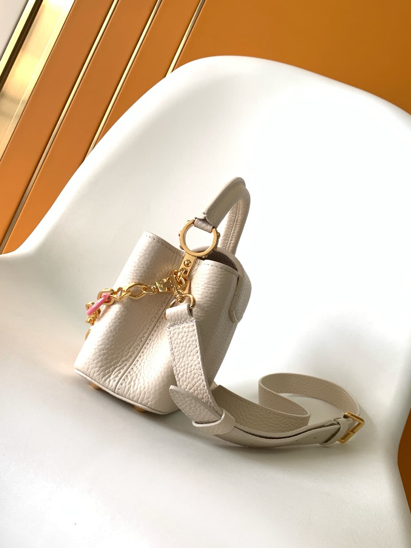 2026 LV Harmony Hand Bag M14393 Size:21*14*8 cm