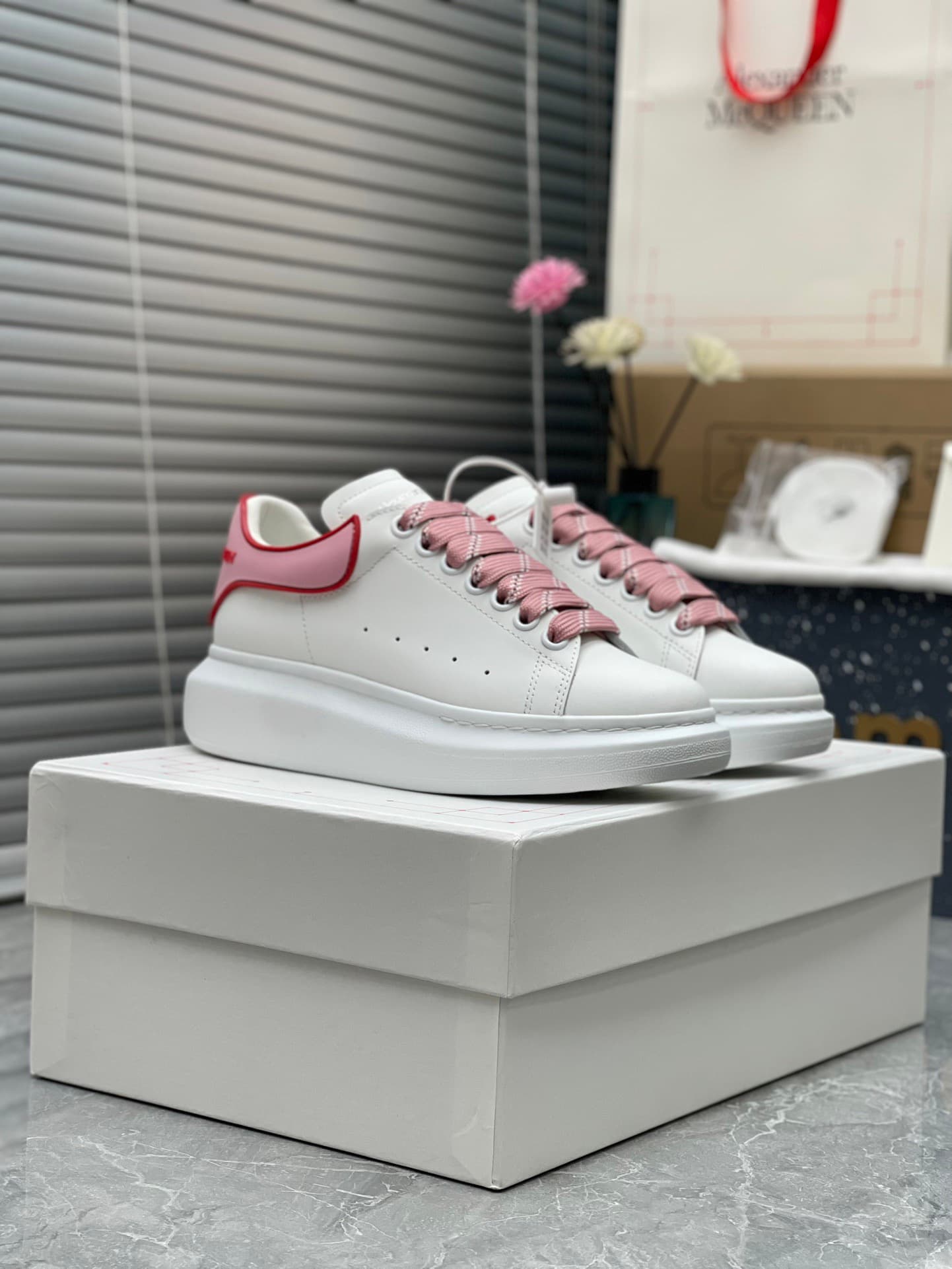2026 Alexander McQueen Men and Women Shoes