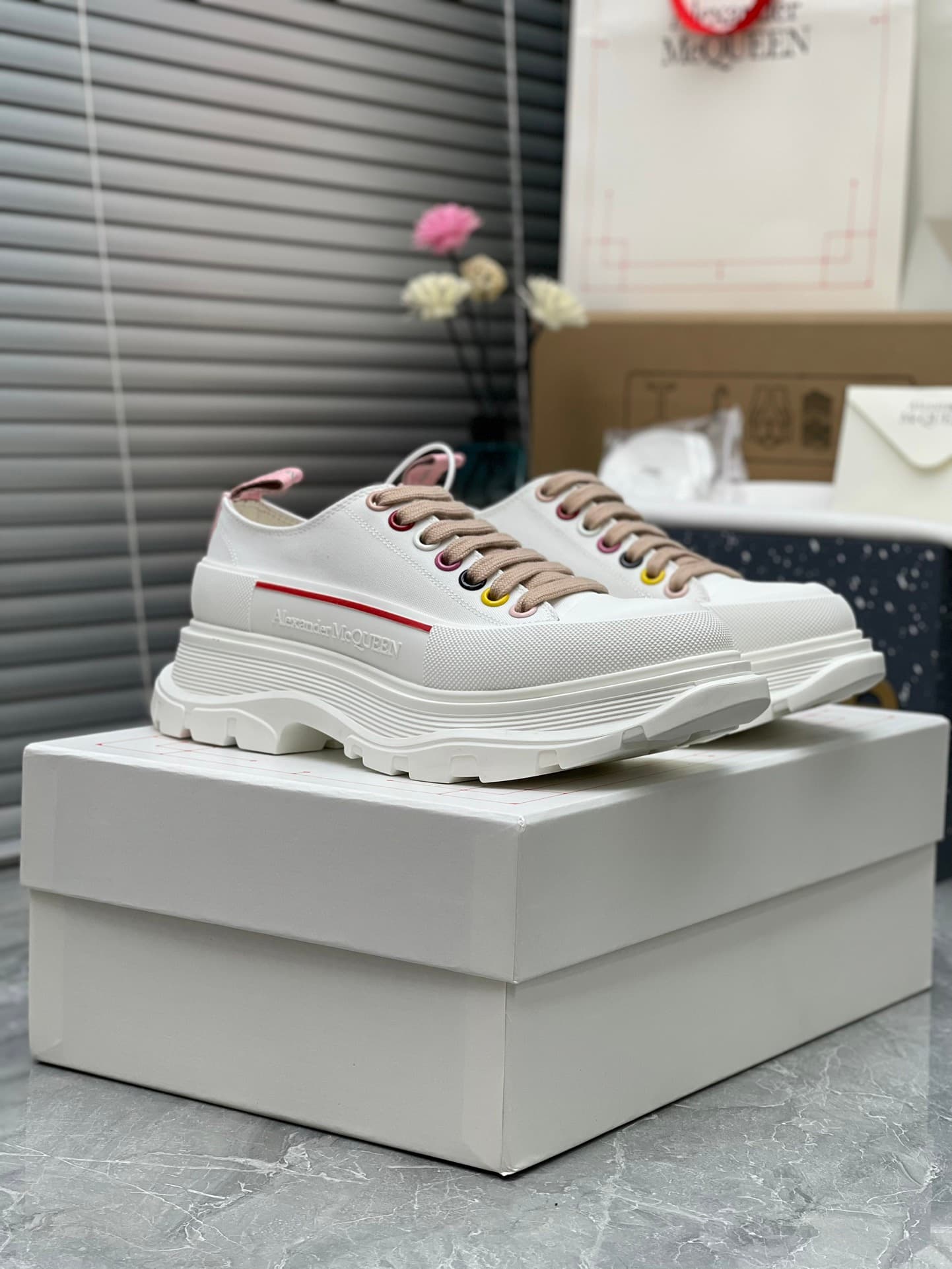 2026 Alexander McQueen Men and Women Shoes
