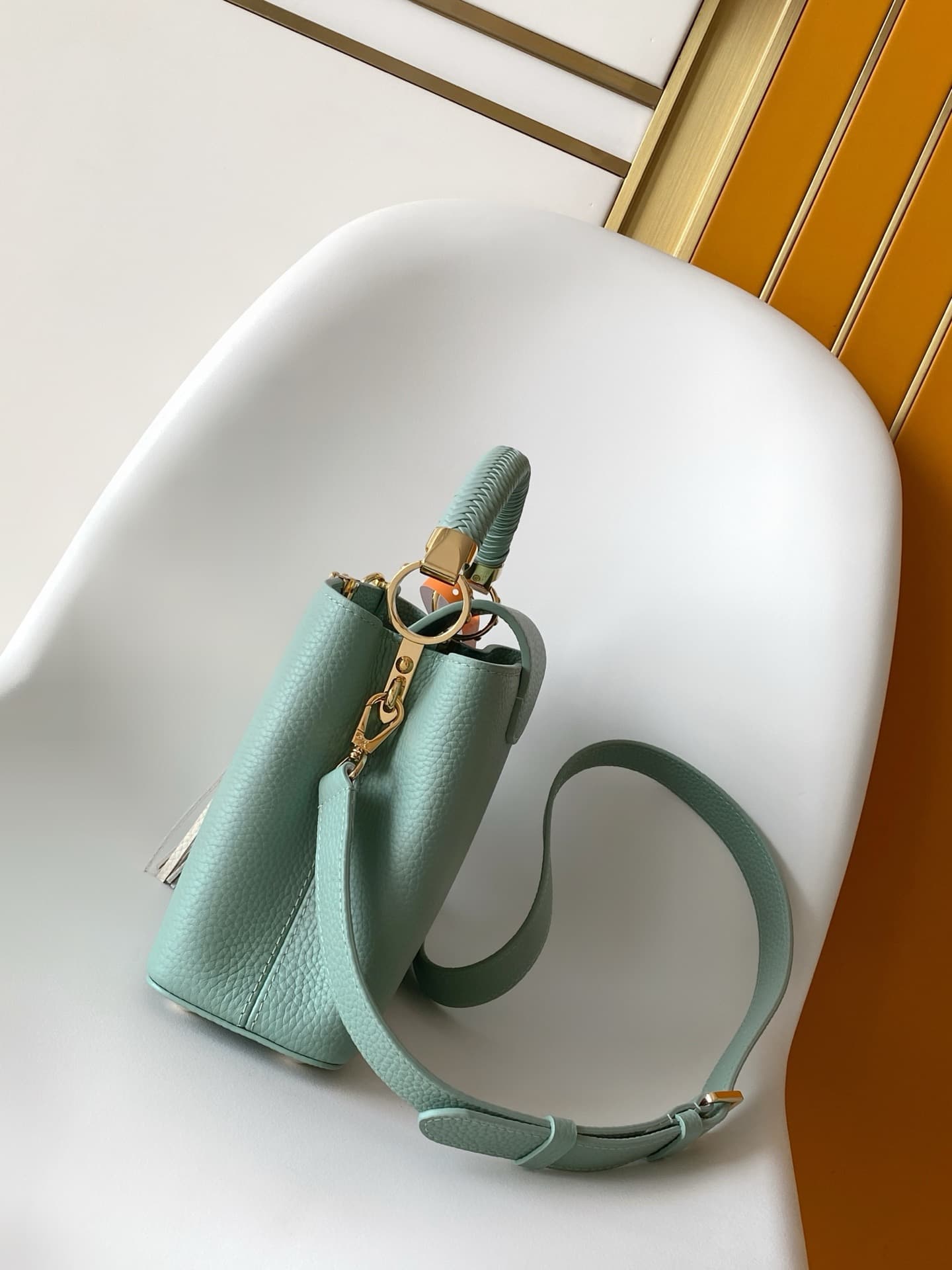 2026 LV Crafty Hand Bag M15157 Size:27*17.3*9 cm