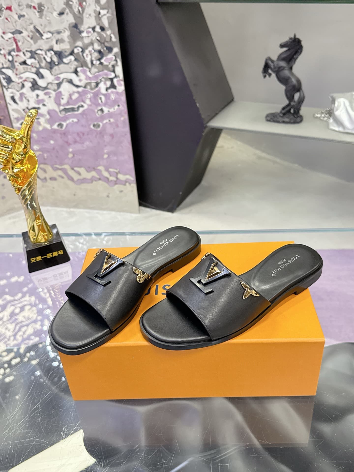 2026 LV Women Slippers