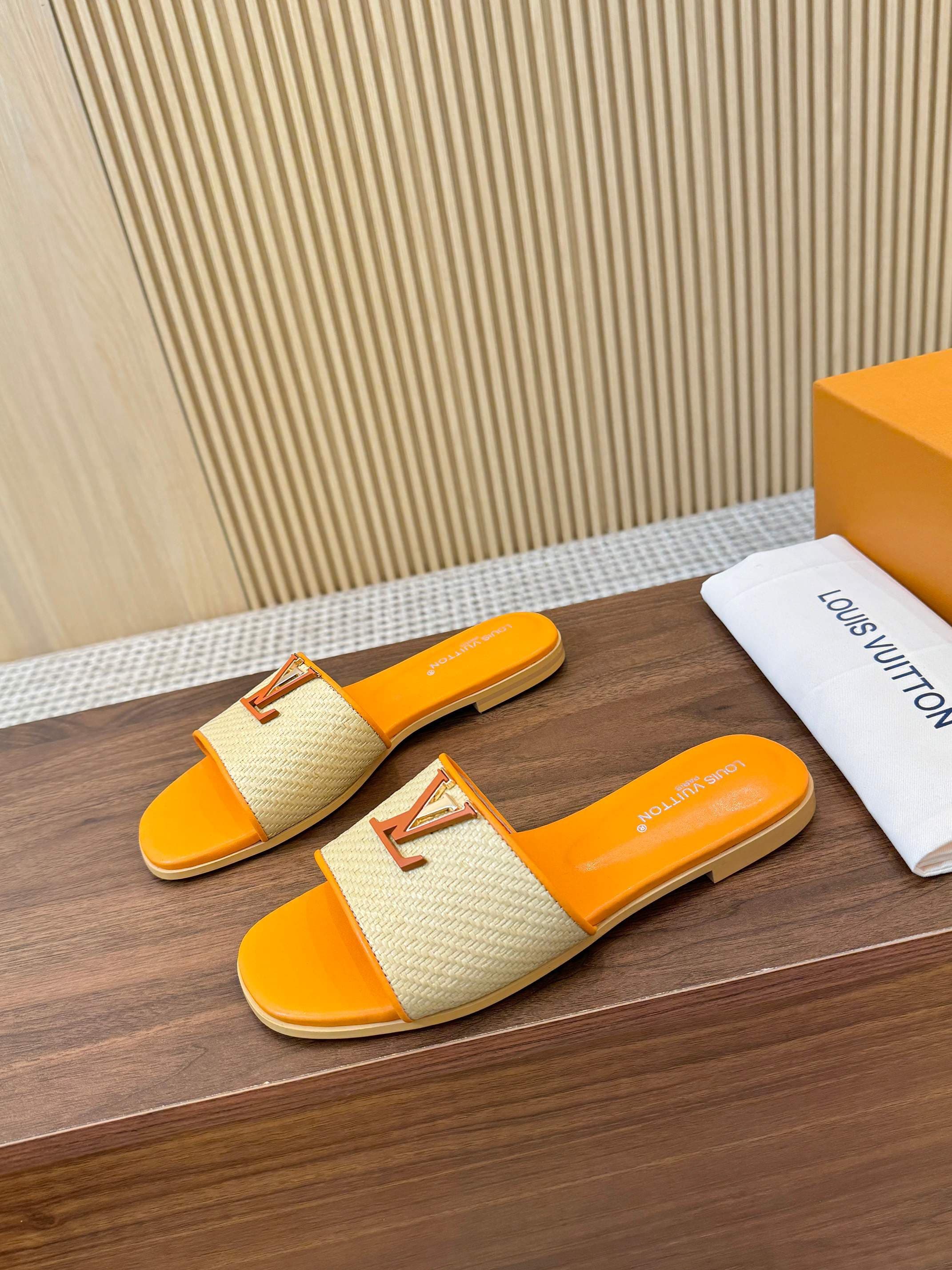 2026 LV Women Slippers