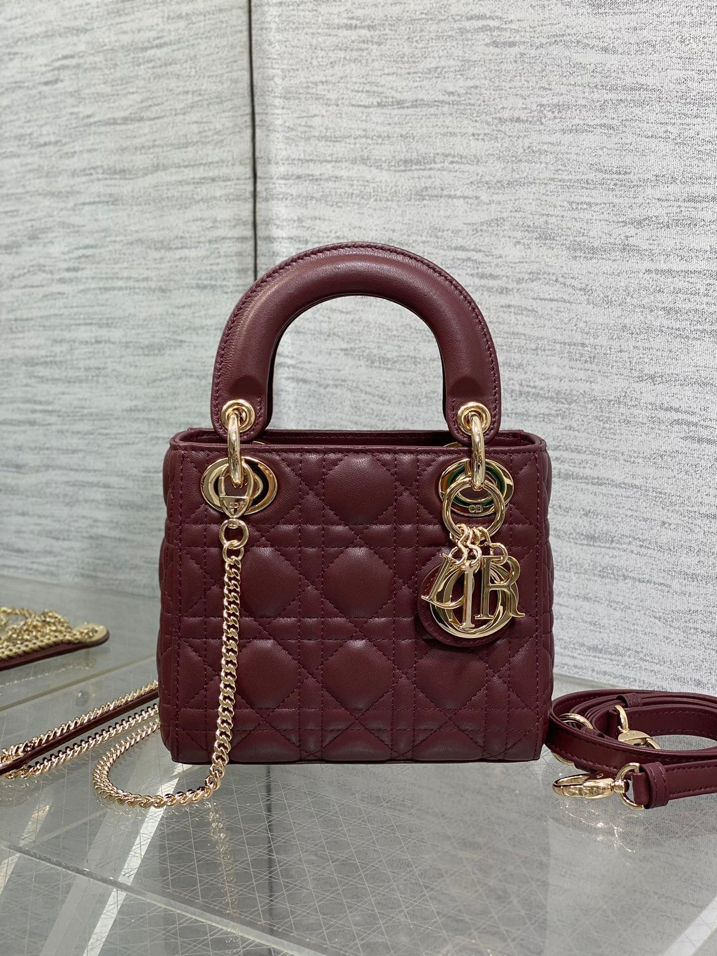 2026 Lady Dior Handbag Size:17*7*15 cm