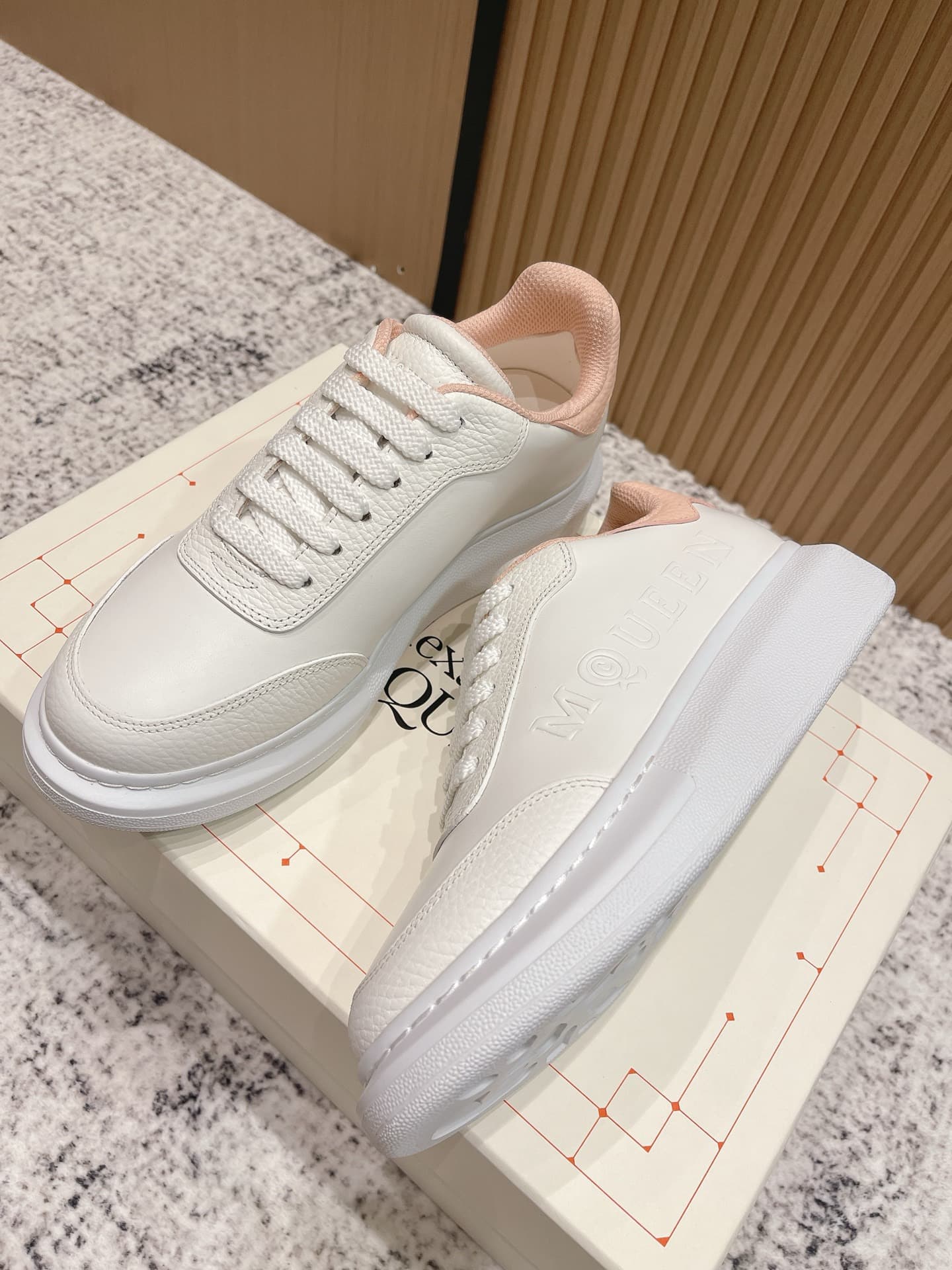 2026 Alexander McQueen Men and Women Shoes