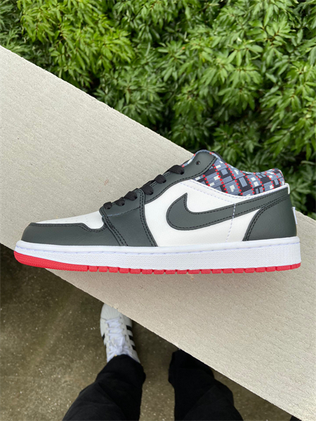 Nike Air Jordan 1 Low
