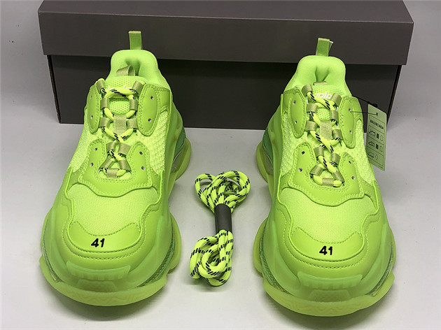 Balenciaga Triple-S Sneaker 014