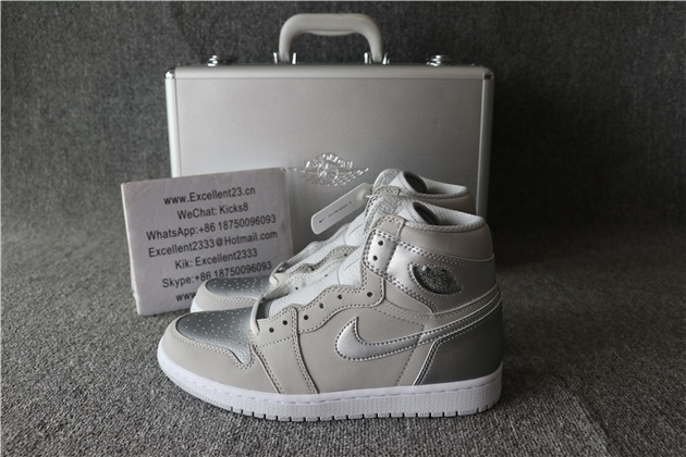 Nike Air Jordan 1 Retro Toyko Suitcase
