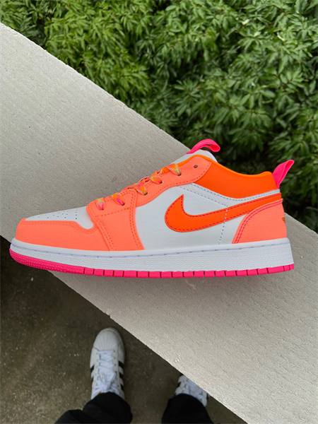 GS Nike Air Jordan 1 Low