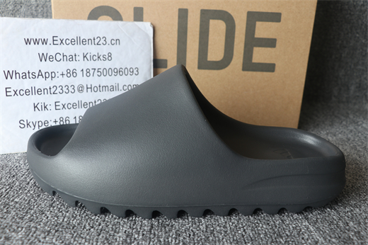Yeezy Slide Black HQ6448