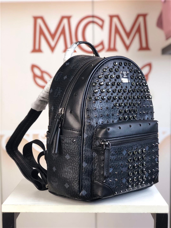 MCM Stark Diamond Visetos Backpack Size 26-33-13cm 001