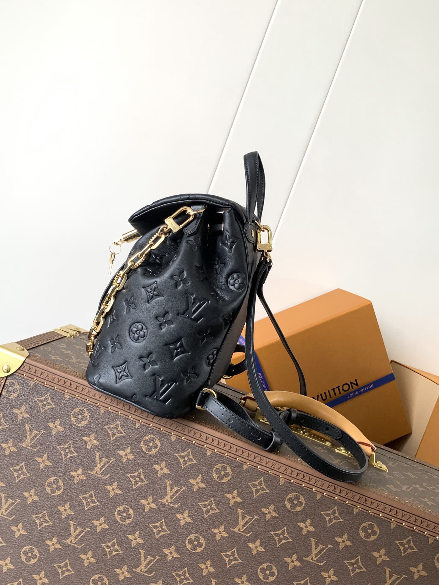 LV Backpack M13357(DM For Price）