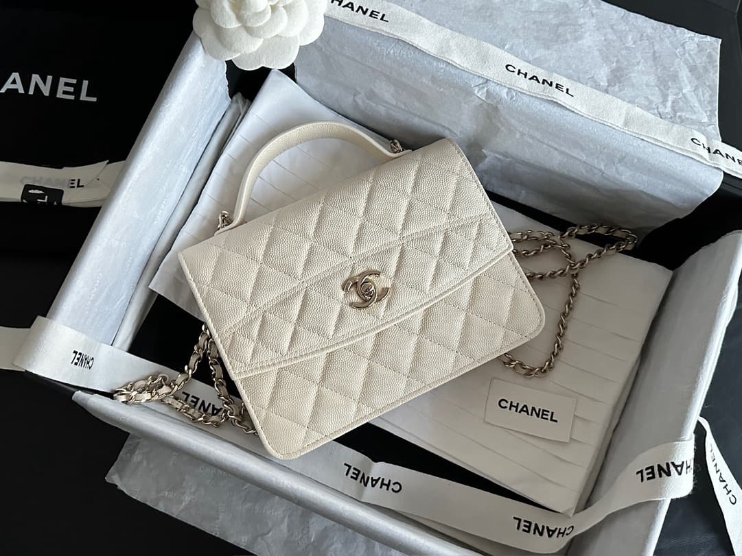 Chanel Backpack 25c(DM For Price）