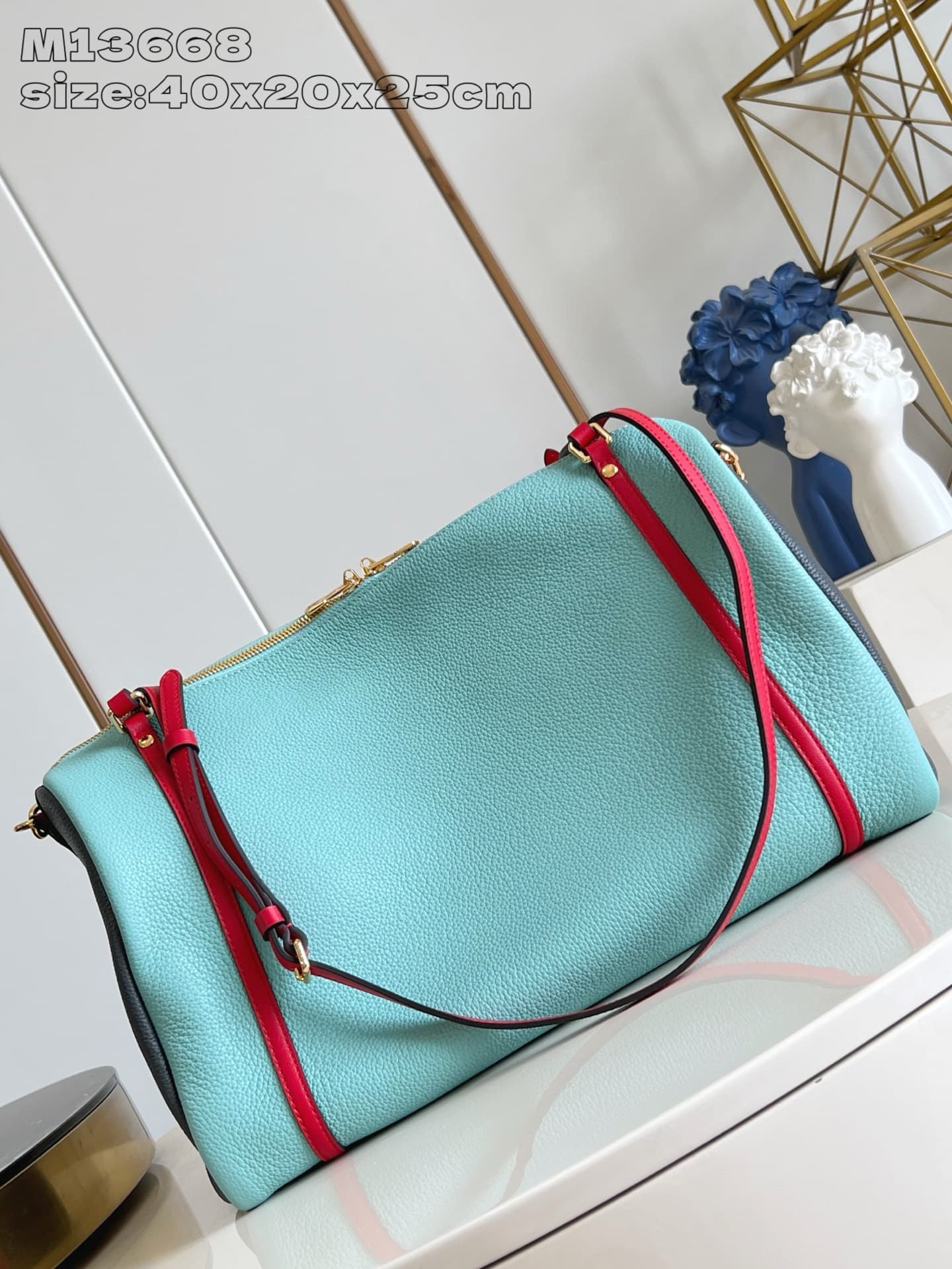 LV Bag Keepall 25 M13668