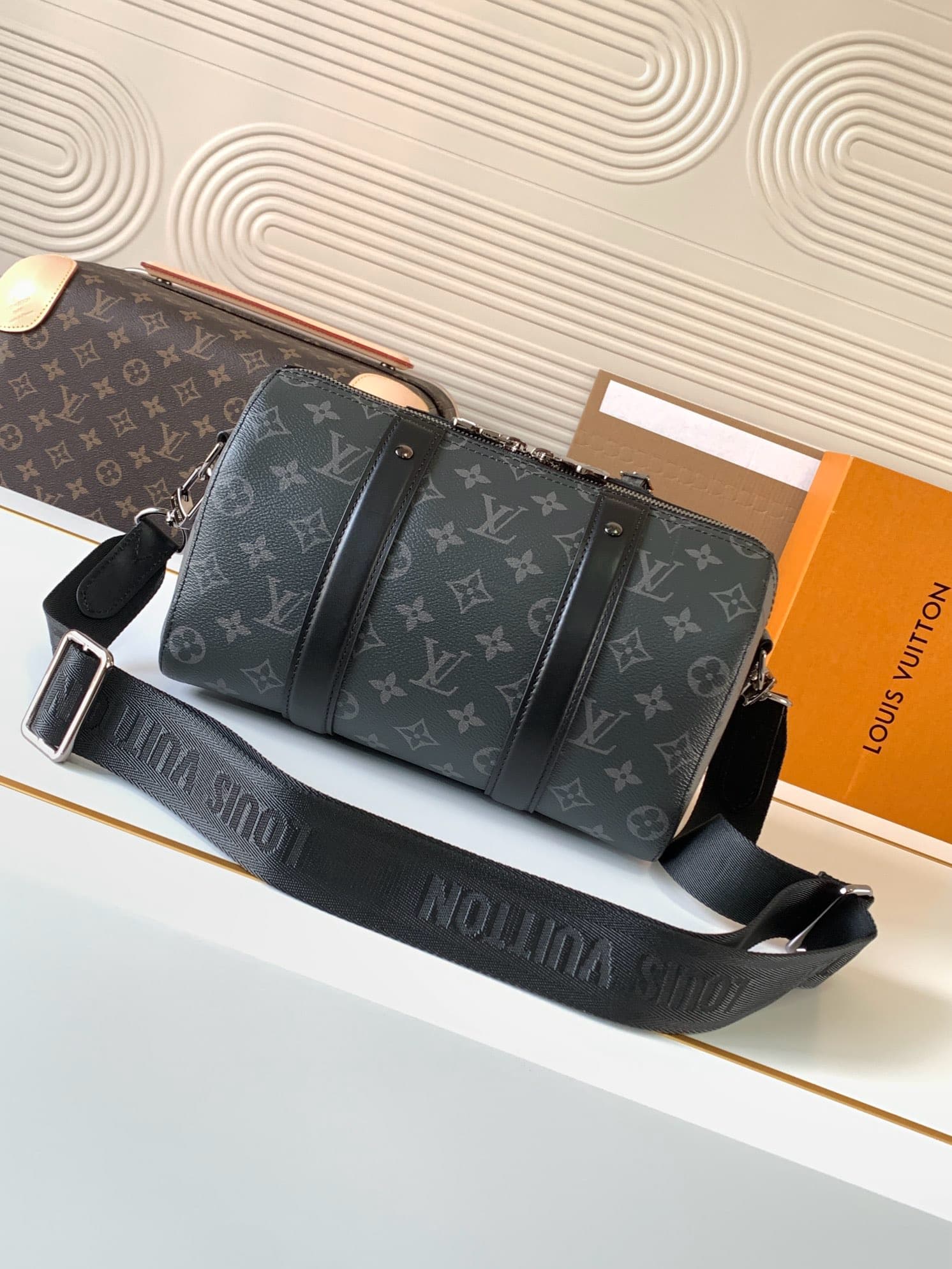 LV Bag Keepall 27 M45936