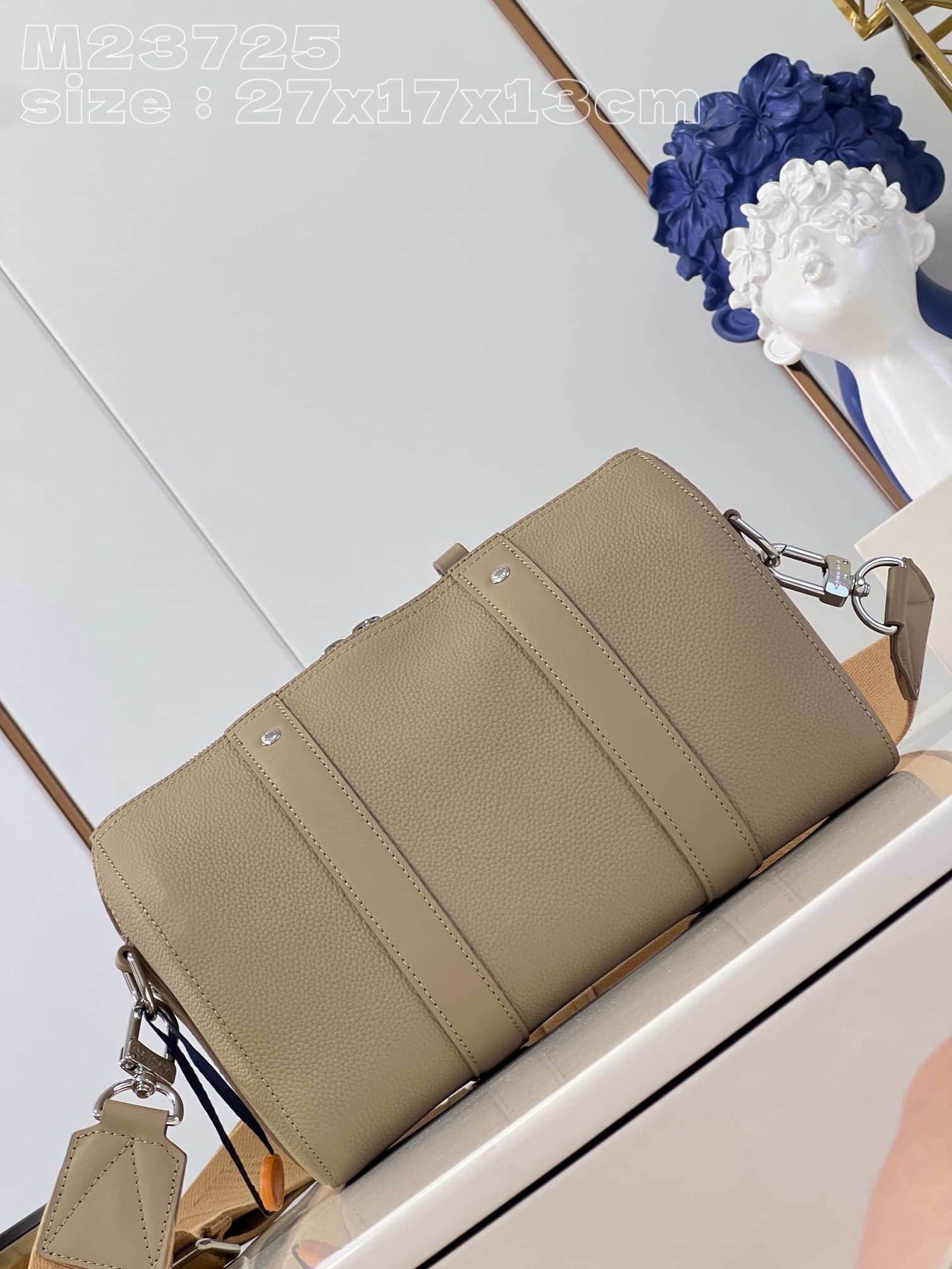 LV Bag Keepall 25 M23725