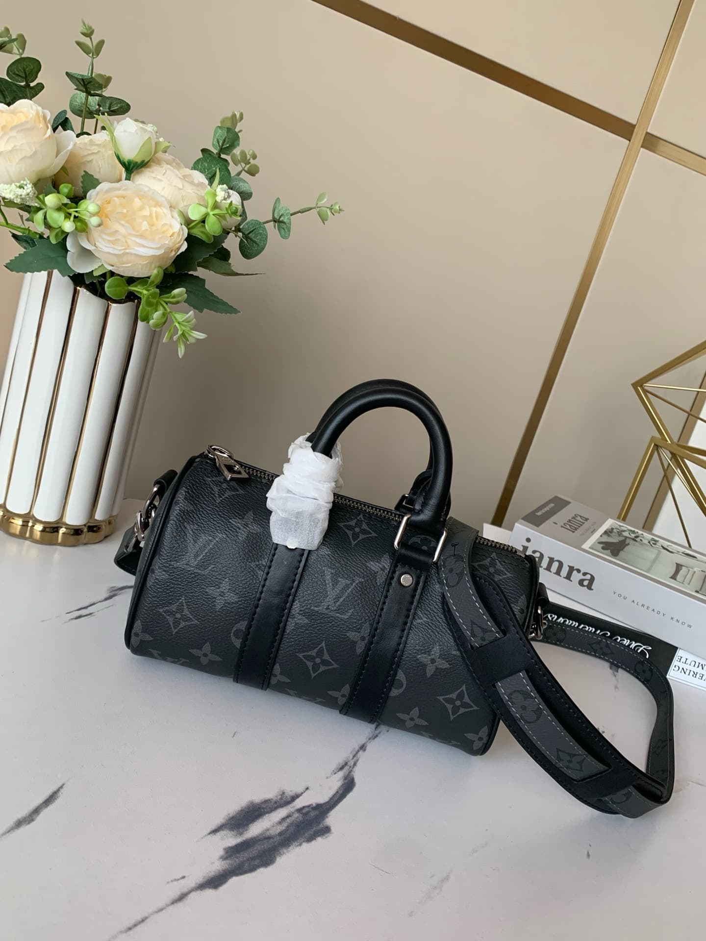 LV Bag Keepall 25 M45947