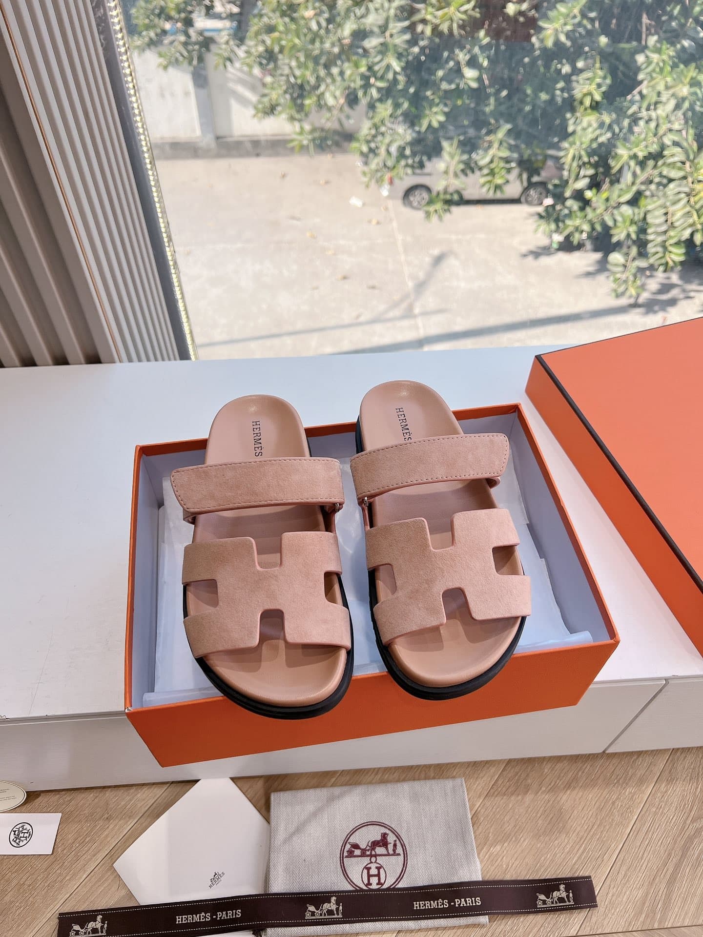 Hsuede Couple Slippers