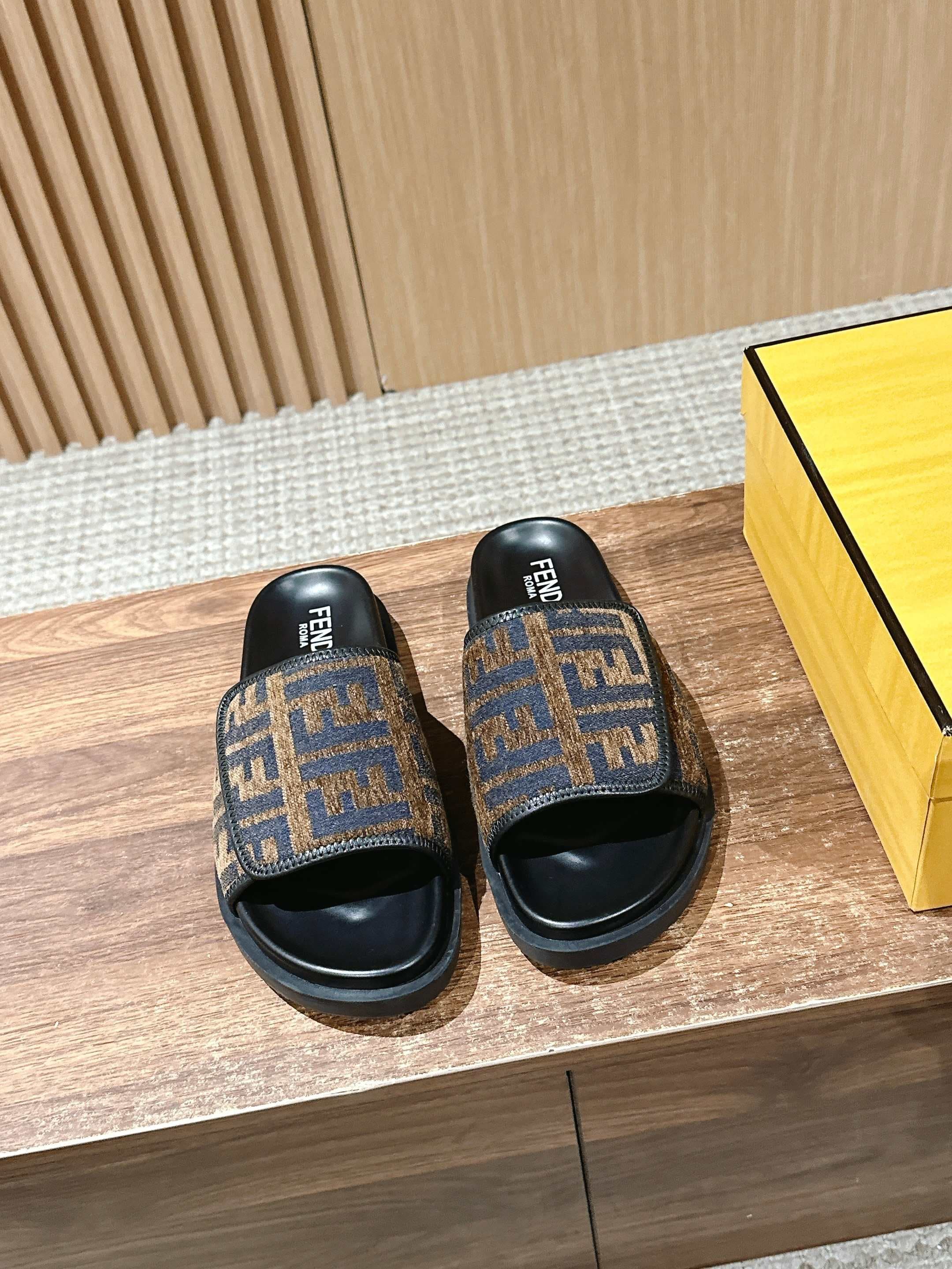 Fendi Couple Slippers