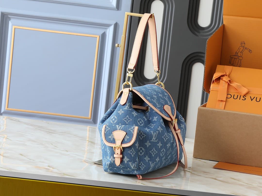 LV Bag M25085