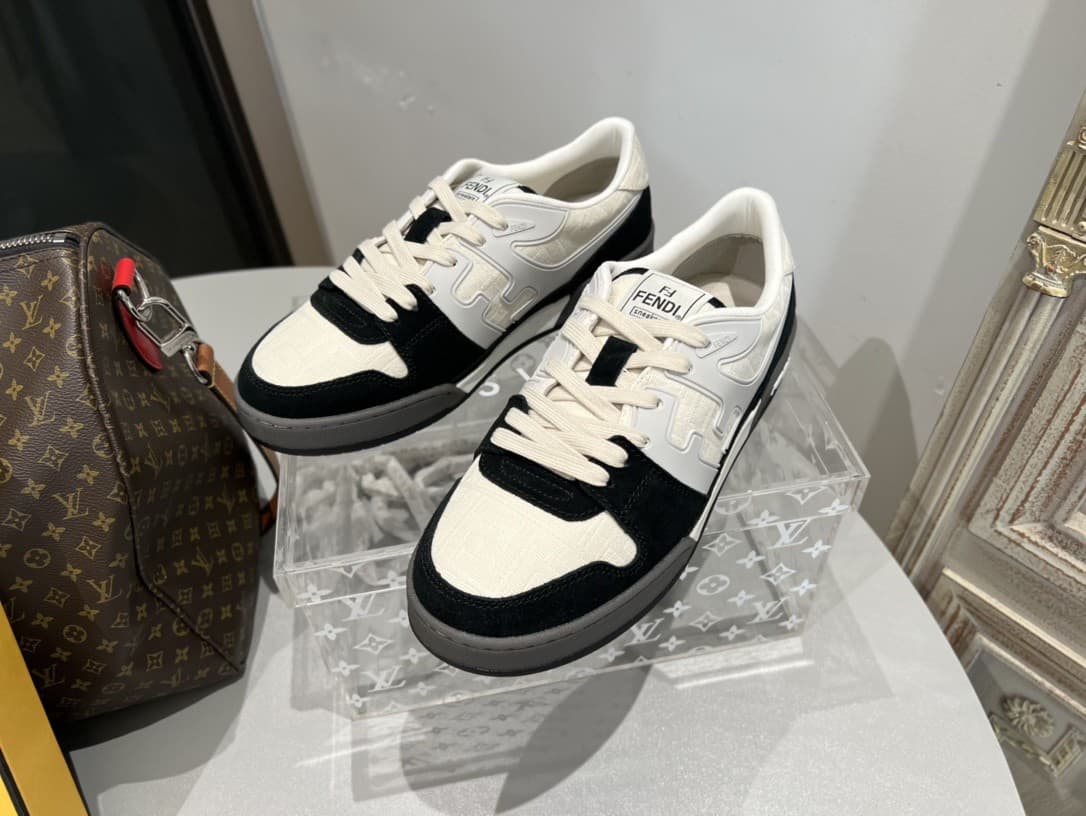 Fendi Couple Shoes