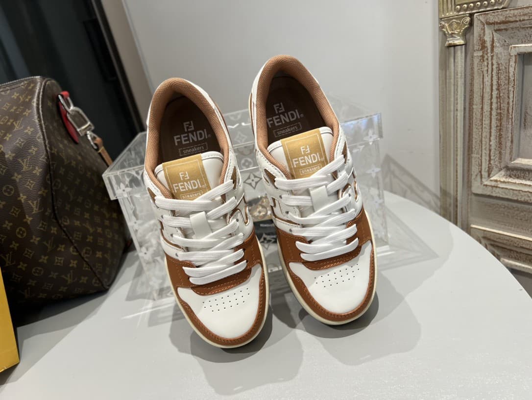 Fendi Couple Shoes