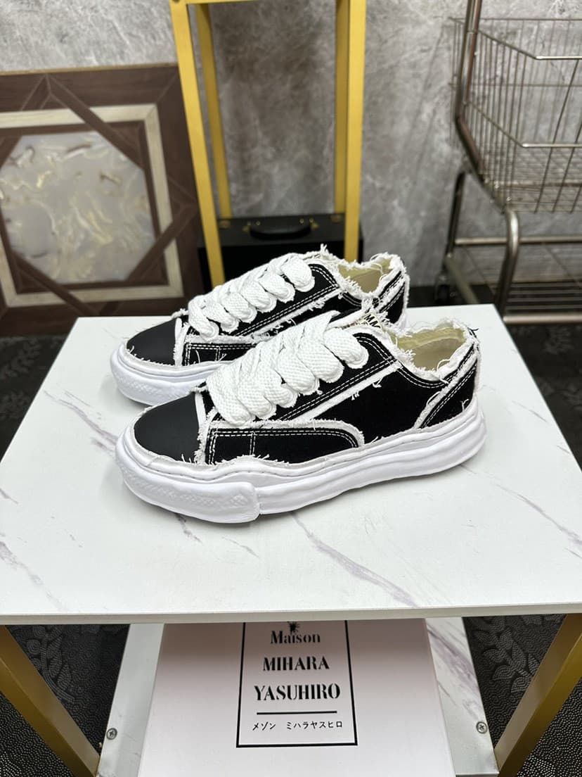 MMY Couple Shoes