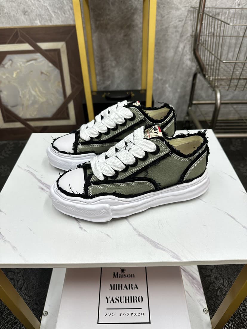 MMY Couple Shoes