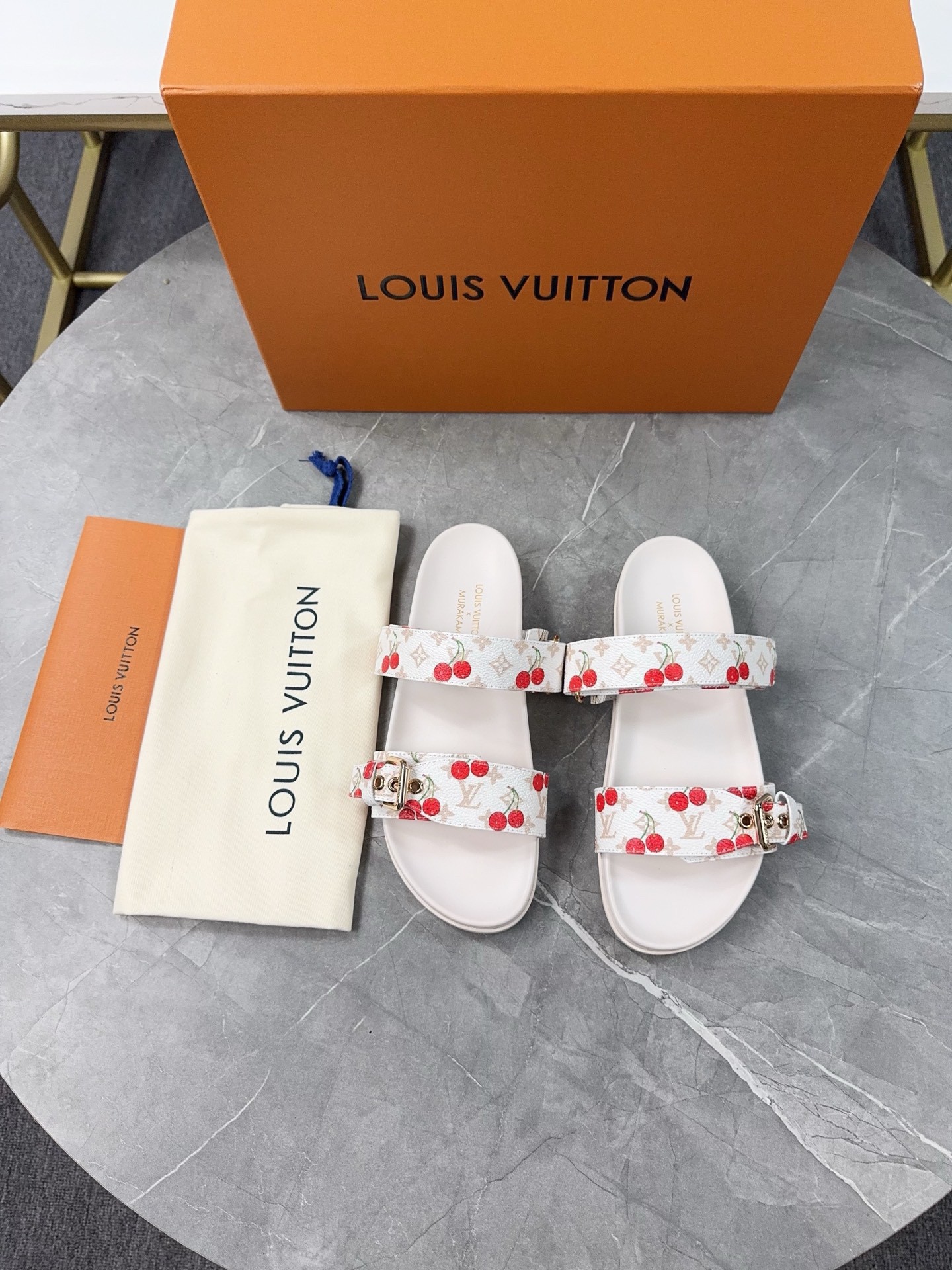 LV Couple Slipper